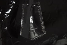 Load image into Gallery viewer, LOUIS VUITTON ルイ ヴィトン アルマPM ハンドバッグ M91611 モノグラム PVC ブラウン パープル ゴールド金具 美品 中古 4b010525