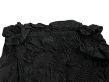 Load image into Gallery viewer, ISSEY MIYAKE FETE イッセイミヤケフェット プリーツ イージーワイドパンツ IF82FF234 ブラック シルク 美品 中古 4b010948