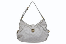 画像をギャラリービューアに読み込む, 極美品 LOUIS VUITTON ルイヴィトン マヒナXS パンチング ショルダーバッグ M95661 ホワイト レザー ゴールド金具 中古 4b010746