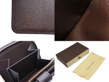 画像をギャラリービューアに読み込む, 極美品 LOUIS VUITTON ルイヴィトン 二つ折り財布 コンパクトジップ M61668 ダミエキャンバス エベヌ ゴールド金具 中古 4b010769