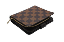 画像をギャラリービューアに読み込む, 極美品 LOUIS VUITTON ルイヴィトン 二つ折り財布 コンパクトジップ M61668 ダミエキャンバス エベヌ ゴールド金具 中古 4b010769