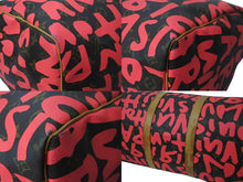 画像をギャラリービューアに読み込む, LOUIS VUITTON ルイヴィトン モノグラム グラフィティ スティーブン スプラウス ピンク キーポル 50cm M93698 ボストンバッグ 美品 中古 4b001077