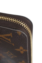 画像をギャラリービューアに読み込む, LOUIS VUITTON ルイヴィトン モノグラム ジッピーウォレット M60017 長財布 財布 ブラウン系 ゴールド金具 美品 中古 4b010772
