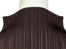 Load image into Gallery viewer, 極美品 PLEATS PLEASE ISSEY MIYAKE プリーツプリーズ イッセイミヤケ プリーツ カットソー ブラウン PP81-JK189 サイズ3 中古 4b010938
