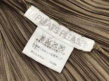 Load image into Gallery viewer, 新品同様 PLEATS PLEASE ISSEY MIYAKE プリーツプリーズ ワンピース ブラウン ポリエステル サイズ3 PP83-JA684 中古 4c010945