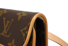 Load image into Gallery viewer, 極美品 LOUIS VUITTON ルイヴィトン ウエスト ショルダーバッグ M51855 モノグラム ポシェットフロランティーヌ ブラウン 中古 4b010976