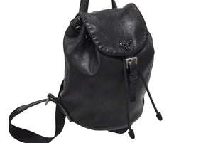 極美品 PRADA プラダ リュック デイパック 三角プレート トライアングルロゴ イタリア製 ブラック シルバー金具 レザー 中古 4b011024
