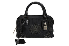 Load image into Gallery viewer, LOEWE ロエベ ミニアマソナ ミニハンドバッグ サテン ビーズ クリスタル ブラック シルバー金具 美品 中古 4b011032