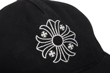 画像をギャラリービューアに読み込む, CHROME HEARTS クロムハーツ ベースボールキャップ CHクロス ロゴ刺繍 クロスボール シルバー 925 ブラック 良古 4b011053