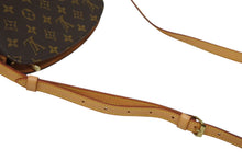 Load image into Gallery viewer, 極美品 LOUIS VUITTON ルイヴィトン ドルーオ ショルダーバック M51290 モノグラム ブラウン ゴールド金具 中古 4b010964