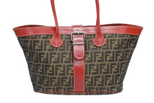 Load image into Gallery viewer, FENDI フェンディ トートバッグ 8BH046 ズッカ柄 総柄 キャンバス レザー レッド ブラウン シルバー金具 美品 中古 4b011393
