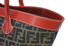Load image into Gallery viewer, FENDI フェンディ トートバッグ 8BH046 ズッカ柄 総柄 キャンバス レザー レッド ブラウン シルバー金具 美品 中古 4b011393