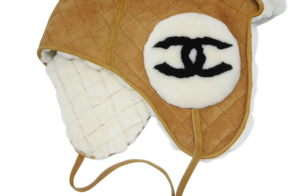 新品同様品 CHANEL シャネル ココネージュ フライトキャップ AAA429 ベージュ ブラック ホワイト スウェード ムートン 中古 4b011760