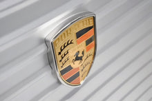Load image into Gallery viewer, 極美品 RIMOWA リモワ × PORSCHE ポルシェ ハンドキャリーケース スーツケース 9229001290 シルバー エンブレム ジェラルミン 中古 4b011111