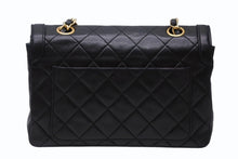 Load image into Gallery viewer, CHANEL シャネル Sフラップ Sチェーンショルダーバッグ 1番台 ココマーク ラムスキン ブラック ゴールド金具 美品 中古 4b011814