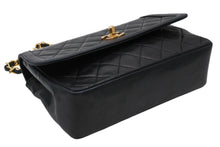 Load image into Gallery viewer, CHANEL シャネル Sフラップ Sチェーンショルダーバッグ 1番台 ココマーク ラムスキン ブラック ゴールド金具 美品 中古 4b011814