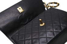 Load image into Gallery viewer, CHANEL シャネル Sフラップ Sチェーンショルダーバッグ 1番台 ココマーク ラムスキン ブラック ゴールド金具 美品 中古 4b011814