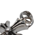 Load image into Gallery viewer, 新品未使用 CHROME HEARTS クロムハーツ スモールCHクロス ベイル ペンダントトップ 重量25.2g 1991/Sterling刻印 中古 4b011442