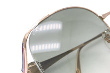 Load image into Gallery viewer, 極美品 GUCCI グッチ サングラス アイウェア GG0225S 004 サイズ63□17-130 ゴールド グリーンレンズ 中古 4b011792