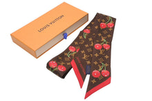 Load image into Gallery viewer, 極美品 LOUIS VUITTON ルイヴィトン LV×TMバンドーBB 村上隆 スカーフ シルク ブラウン レッド M96085 中古 4b012045