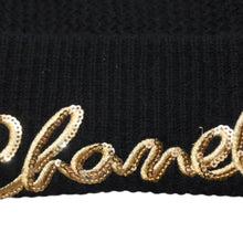 Load image into Gallery viewer, CHANEL シャネル ニットキャップ ビーニー ニット帽 AA8313 ココマーク カシミヤ スパンコール ブラック ゴールド 美品 中古 4b012373