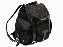 Load image into Gallery viewer, CHROME HEARTS クロムハーツ ナイロン ラージ フレアニー ガンスリンガー バックパック ブラック シルバー金具 美品 中古 4b012324
