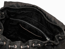 Load image into Gallery viewer, CHROME HEARTS クロムハーツ ナイロン ラージ フレアニー ガンスリンガー バックパック ブラック シルバー金具 美品 中古 4b012324