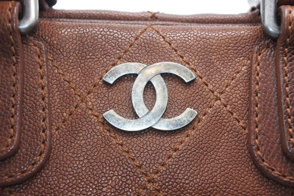 CHANEL シャネル ハンドバッグ 10番台 ココマーク キャビアスキン ブラウン キルティング 美品 中古 4b012369