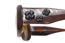 Load image into Gallery viewer, CHANEL シャネル サングラス カメリア 5113-A テンプルフラワー柄 サングラス カラーブラウン サイズ 56□16 130 美品 中古 4b012401