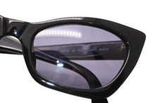 画像をギャラリービューアに読み込む, 極美品 CHANEL シャネル ココマーク キャッツアイシェイプ サングラス 01943 ブラック ブルーレンズ プラスチック 中古 4b012396