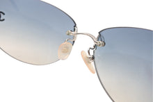 画像をギャラリービューアに読み込む, CHANEL シャネル リムレス サングラス アイウェア 4013 c.124/55 サイズ59□16 130 ココマーク シルバー ブルー 美品 中古 4b012407