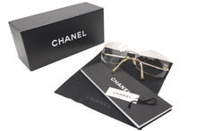 Load image into Gallery viewer, CHANEL シャネル リムレス サングラス アイウェア 4017-D c.159/6I サイズ62□17 120 ココマーク ラインストーン 美品 中古 4b012403