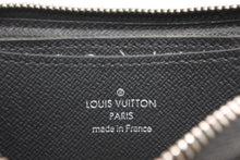 Load image into Gallery viewer, LOUIS VUITTON ルイヴィトン ジッピーコインパース ダミエグラフィット N63076 フランス製 PVC ブラック シルバー 美品 中古 4b011565