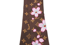 Load image into Gallery viewer, 極美品 LOUIS VUITTON ルイヴィトン 村上隆 バンドーBB スカーフ チェリーブロッサム モノグラム M96084 シルク ブラウン 中古 4b012046