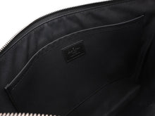 Load image into Gallery viewer, 極美品 LOUIS VUITTON ルイヴィトン モノグラムエクリプス ポシェット ディスカバリー クラッチバッグ M62291 ブラック PVC レザー シルバー金具 中古 4b012473