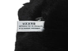 Load image into Gallery viewer, 極美品 CHANEL シャネル デカココマーク ラパンネックウォーマー マフラー ラパン ブラック ホワイト 中古 4b012541