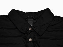 Load image into Gallery viewer, 新品未使用 CHROME HEARTS クロムハーツ ダウン シャツ ジャケット サイズXL クロスボール シルバー925 ブラック 中古 4b012993
