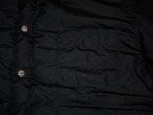 Load image into Gallery viewer, 新品未使用 CHROME HEARTS クロムハーツ ダウン シャツ ジャケット サイズXL クロスボール シルバー925 ブラック 中古 4b012993