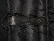 Load image into Gallery viewer, 新品未使用 CHROME HEARTS クロムハーツ ダウン シャツ ジャケット サイズXL クロスボール シルバー925 ブラック 中古 4b012993