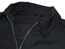 Load image into Gallery viewer, 新品未使用 CHROME HEARTS クロムハーツ レザー ジップアップ シャツ サイズL クロスパッチ ポリエステル シルバー925 ブラック 中古 4b012992