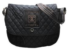 Load image into Gallery viewer, 新品同様 CHANEL シャネル メッセンジャーバッグ ショルダーバッグ ハラコ スポーツライン 10番台 ブラック 中古 4b013005