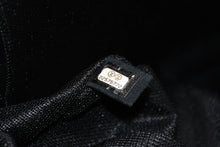 Load image into Gallery viewer, 新品同様 CHANEL シャネル ジャンボ マトラッセ XXL ショルダーバッグ ブロンズ チェーンショルダー デカマト 中古 4b012810