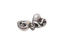 Load image into Gallery viewer, CHROME HEARTS クロムハーツ ダブルハート ドロップ ピアス 重量約5.2g シルバー925 美品 中古 4b012678