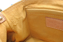 Load image into Gallery viewer, LOUIS VUITTON ルイヴィトン ミニプリーティ ワンショルダーバッグ M95050 モノグラム デニム インディゴブルー 美品 中古 4b012953
