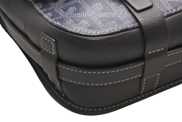GOYARD ゴヤール ベルヴェデーレMM ショルダーバッグ グレー PVC レザー シルバー金具 ヘリンボーン柄 美品 中古 4b013001