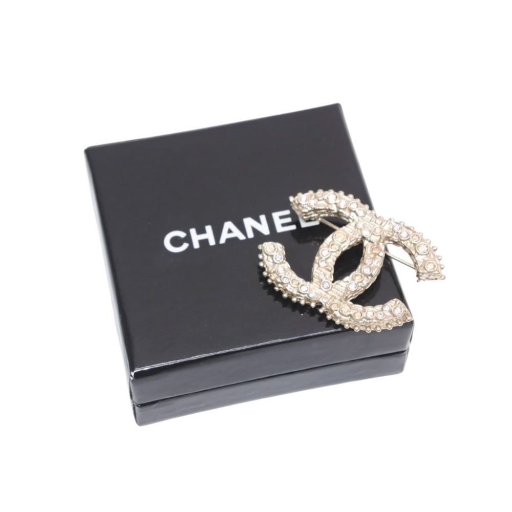 極美品 CHANEL シャネル コスチュームジュエリーライン ココマーク ブローチ A13B刻印 重量約14.0g ゴールド GP ラインストーン 中古 4b012977