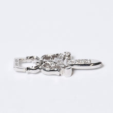 Load image into Gallery viewer, 新品未使用 CHROME HEARTS クロムハーツ #10 DAGGER PD #10 ダガーペンダント 重量約17.61g 18KWG パヴェダイヤ 中古 4b013595