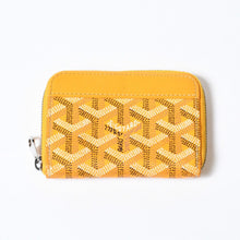 Load image into Gallery viewer, 極美品 GOYARD ゴヤール マティニョンPM カードケース コインケース ゴヤールディンキャンバス レザー イエロー シルバー金具 中古 4b013518