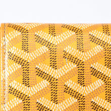 Load image into Gallery viewer, 極美品 GOYARD ゴヤール マティニョンPM カードケース コインケース ゴヤールディンキャンバス レザー イエロー シルバー金具 中古 4b013518