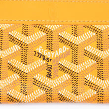 Load image into Gallery viewer, 極美品 GOYARD ゴヤール マティニョンPM カードケース コインケース ゴヤールディンキャンバス レザー イエロー シルバー金具 中古 4b013518